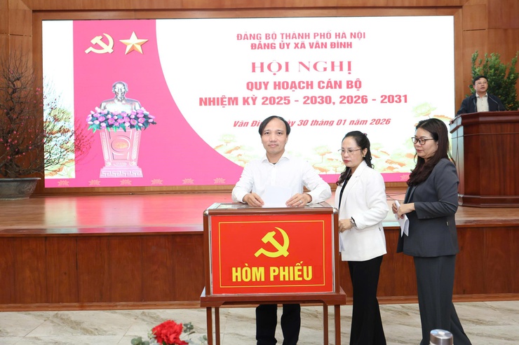 ĐẢNG ỦY XÃ VÂN ĐÌNH TỔ CHỨC HỘI NGHỊ QUY HOẠCH CÁN BỘ NHIỆM KỲ 2025-2030, 2026-2031- Ảnh 4.