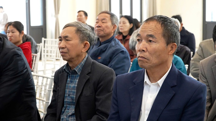 ĐẠI HỘI ĐẠI BIỂU THÀNH VIÊN THƯỜNG NIÊN HỢP TÁC XÃ NÔNG NGHIỆP DÂN HÒA NĂM 2025: 
KHẲNG ĐỊNH VAI TRÒ NÒNG CỐT TRONG PHÁT TRIỂN NÔNG NGHIỆP BỀN VỮNG- Ảnh 7.