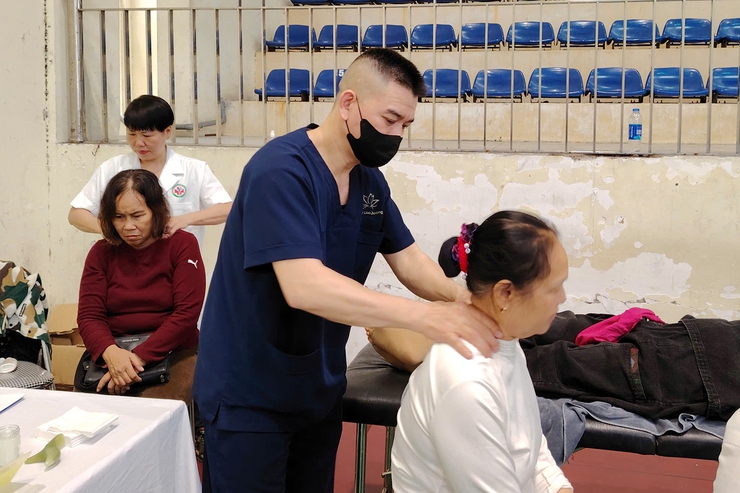 Rộn ràng các hoạt động trải nghiệm tại Ngày hội An sinh phường Thanh Xuân- Ảnh 2.