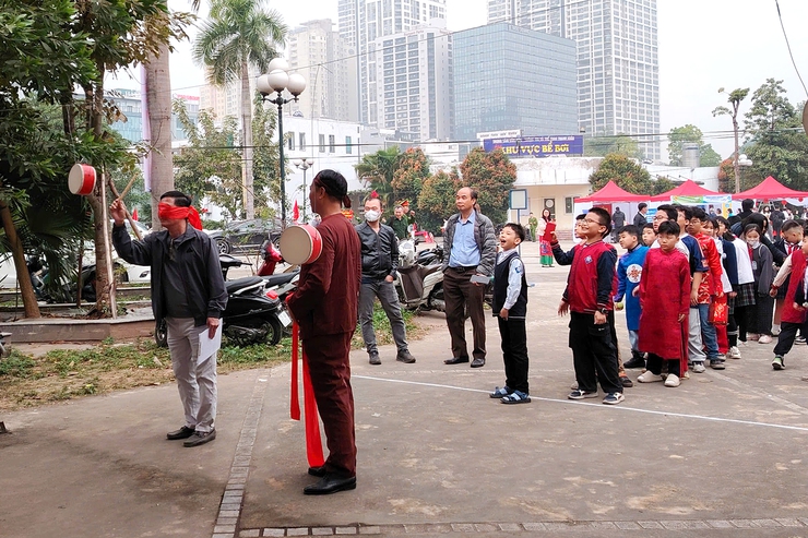 Rộn ràng các hoạt động trải nghiệm tại Ngày hội An sinh phường Thanh Xuân- Ảnh 14.