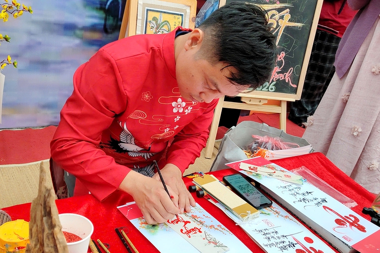 Rộn ràng các hoạt động trải nghiệm tại Ngày hội An sinh phường Thanh Xuân- Ảnh 19.