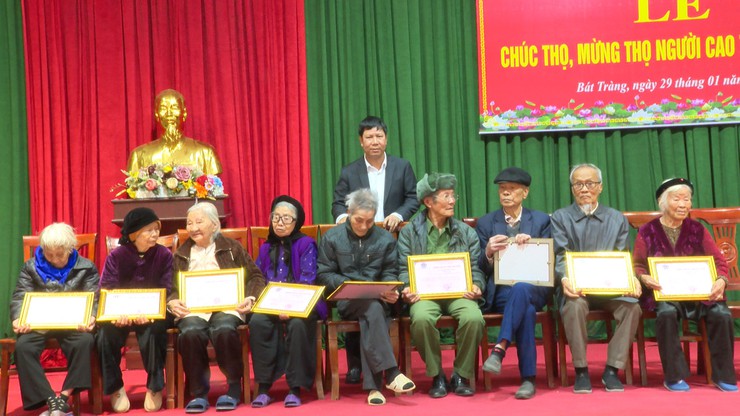 Xã Bát Tràng chúc thọ, mừng thọ 781 cụ cao niên dịp Xuân Bính Ngọ 2026- Ảnh 2.