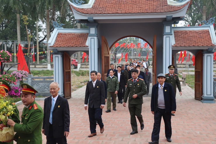 HỘI CỰU CÔNG AN NHÂN DÂN XÃ ƯNG THIÊN DÂNG HƯƠNG TẠI KHU LƯU NIỆM TRƯỞNG BAN THƯỜNG TRỰC QUỐC HỘI BÙI BẰNG ĐOÀN- Ảnh 3.