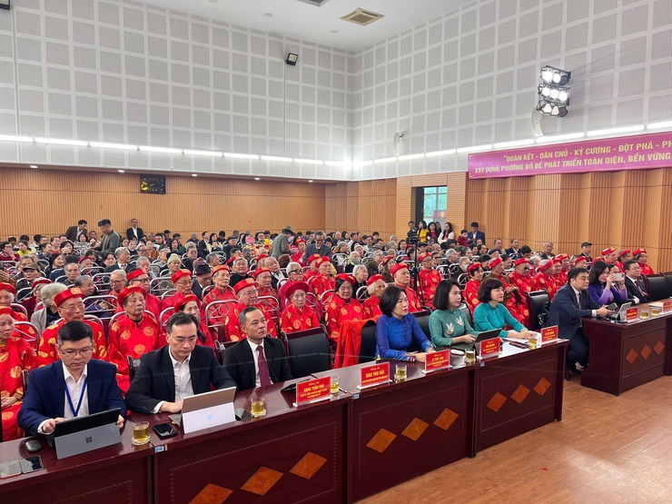 Phường Bồ Đề tổ chức Lễ Mừng thọ Người cao tuổi nhân dịp xuân Bính Ngọ năm 2026- Ảnh 4.