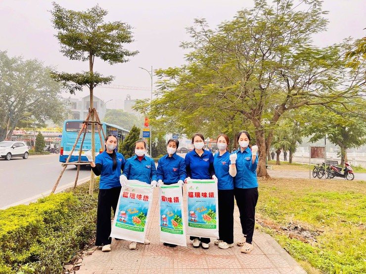 Phường Long Biên từng bước tháo gỡ 5 điểm nghẽn, tạo chuyển biến từ cơ sở- Ảnh 2.