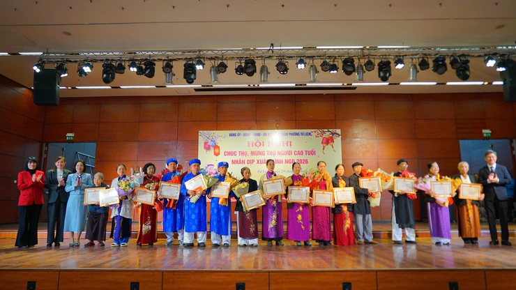 Phường Từ Liêm tổ chức Hội nghị chúc thọ, mừng thọ người cao tuổi năm 2026 tại khu vực phường Mễ Trì (cũ)- Ảnh 6.