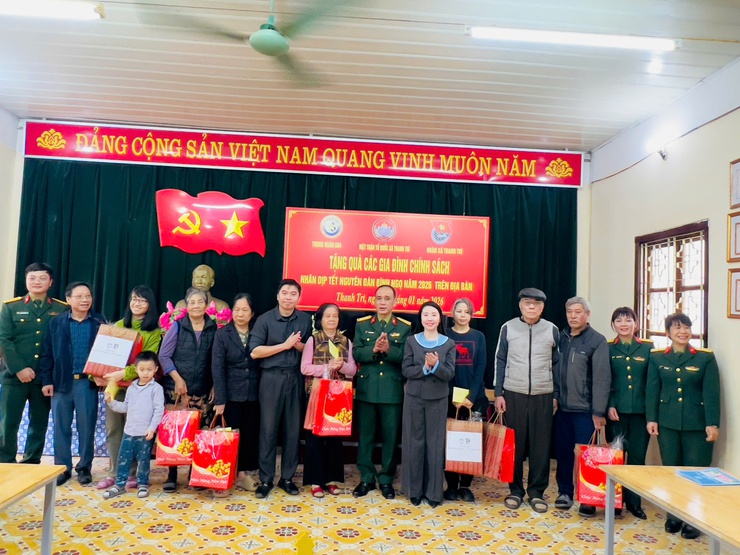 CHƯƠNG TRÌNH TẶNG QUÀ TẾT  - XUÂN ĐOÀN KẾT - TẾT NGHĨA TÌNH- Ảnh 8.