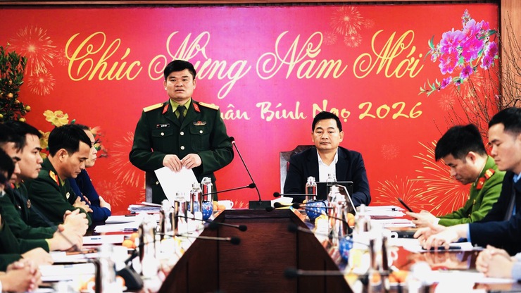 Xã Quang Minh tổ chức hội nghị bàn giao nhiệm vụ Chỉ huy trưởng Ban Chỉ huy Quân sự xã- Ảnh 3.