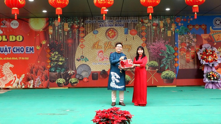 Trường THCS Cao Viên: Ấm áp "Tết yêu thương", lan tỏa giá trị văn hóa truyền thống- Ảnh 7.