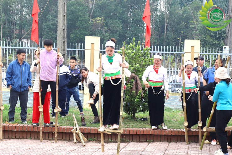 Phú Cát tổ chức Hội thi Thể thao vùng đồng bào dân tộc thiểu số lần thứ I năm 2025- Ảnh 9.