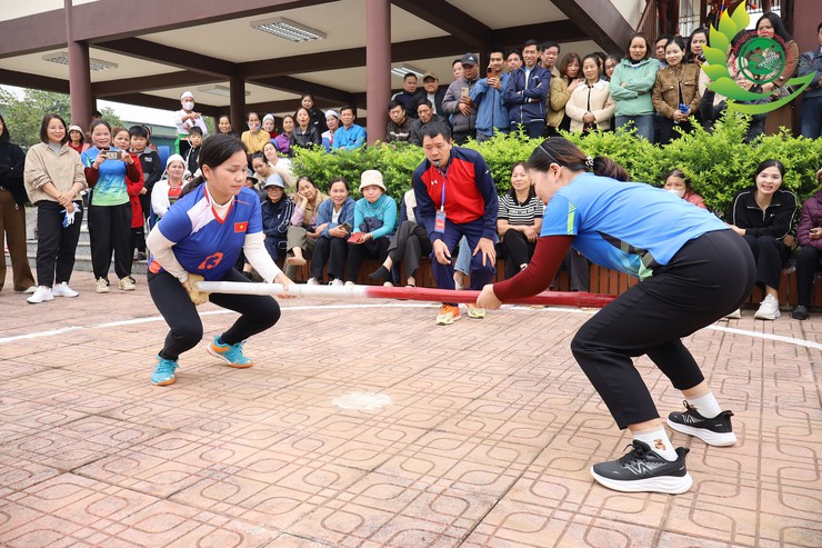 Phú Cát tổ chức Hội thi Thể thao vùng đồng bào dân tộc thiểu số lần thứ I năm 2025- Ảnh 13.