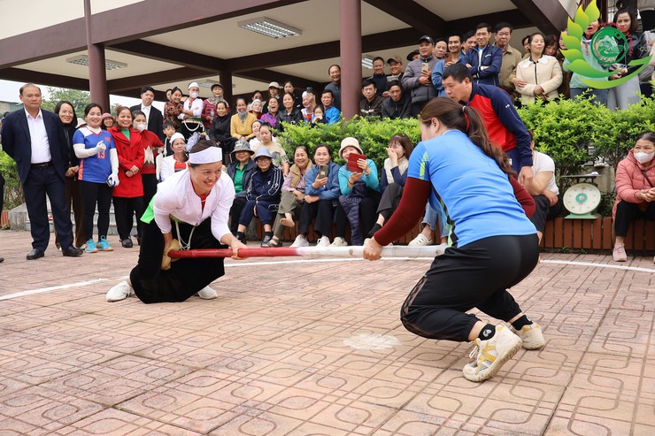Phú Cát tổ chức Hội thi Thể thao vùng đồng bào dân tộc thiểu số lần thứ I năm 2025- Ảnh 14.