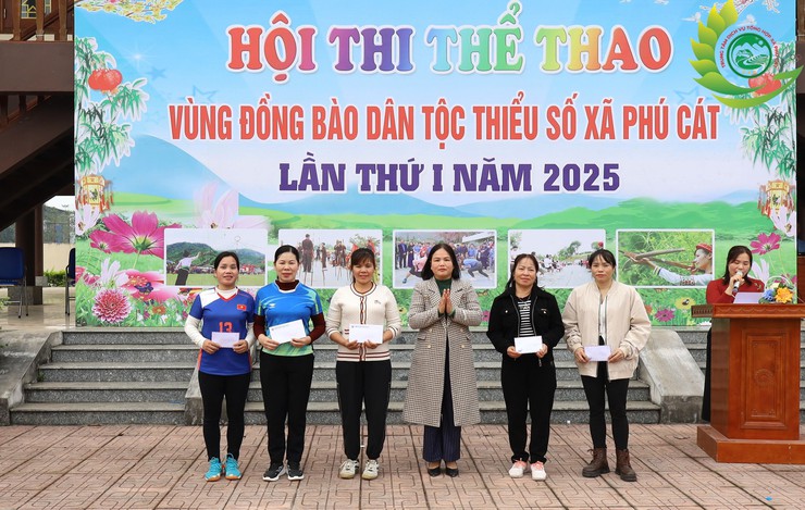Phú Cát tổ chức Hội thi Thể thao vùng đồng bào dân tộc thiểu số lần thứ I năm 2025- Ảnh 34.
