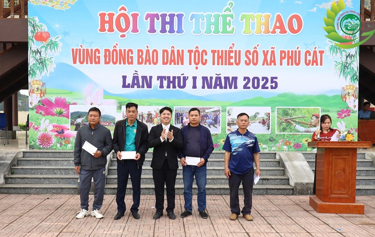 Phú Cát tổ chức Hội thi Thể thao vùng đồng bào dân tộc thiểu số lần thứ I năm 2025- Ảnh 36.