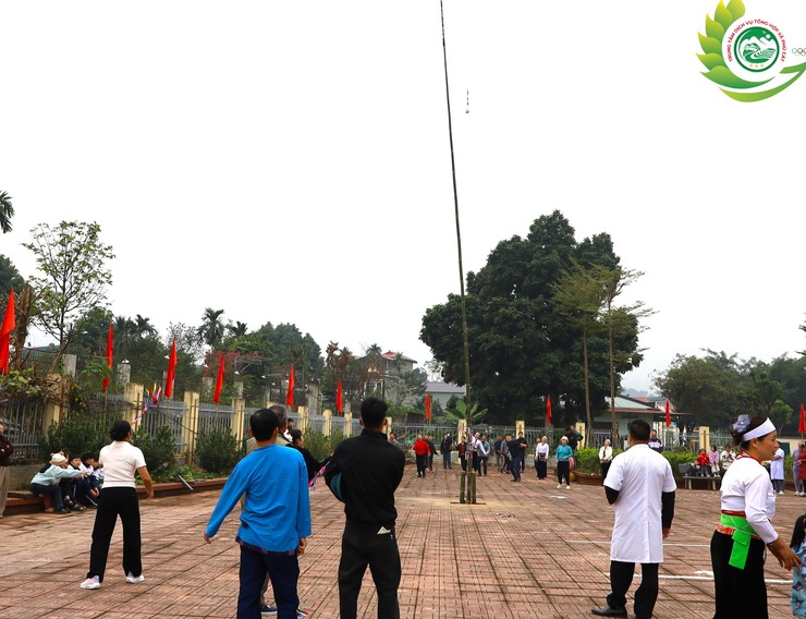 Phú Cát tổ chức Hội thi Thể thao vùng đồng bào dân tộc thiểu số lần thứ I năm 2025- Ảnh 6.
