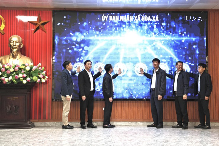 HÒA XÁ RA MẮT MÔ HÌNH “LÀNG SỐ” Ở CƠ SỞ VÀ ỨNG DỤNG ZALO MINI APP ĐỂ THÚC ĐẨY CHUYỂN ĐỔI SỐ CẤP XÃ- Ảnh 3.