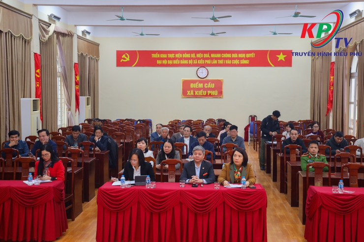 UBND XÃ TỔ CHỨC HỘI NGHỊ TRIỂN KHAI PHONG TRÀO TOÀN DÂN ĐOÀN KẾT XÂY DỰNG ĐỜI SỐNG VĂN HÓA VÀ CUỘC THI GIỮ GÌN THÔN SÁNG – XANH – SẠCH – ĐẸP – AN TOÀN NĂM 2026- Ảnh 1.