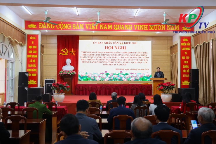 UBND XÃ TỔ CHỨC HỘI NGHỊ TRIỂN KHAI PHONG TRÀO TOÀN DÂN ĐOÀN KẾT XÂY DỰNG ĐỜI SỐNG VĂN HÓA VÀ CUỘC THI GIỮ GÌN THÔN SÁNG – XANH – SẠCH – ĐẸP – AN TOÀN NĂM 2026- Ảnh 2.