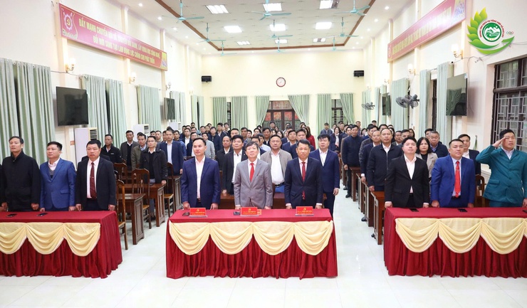 Xã Phú Cát tổ chức Hội nghị chào cờ tháng 1 năm 2026, triển khai nhiệm vụ trọng tâm năm mới- Ảnh 1.