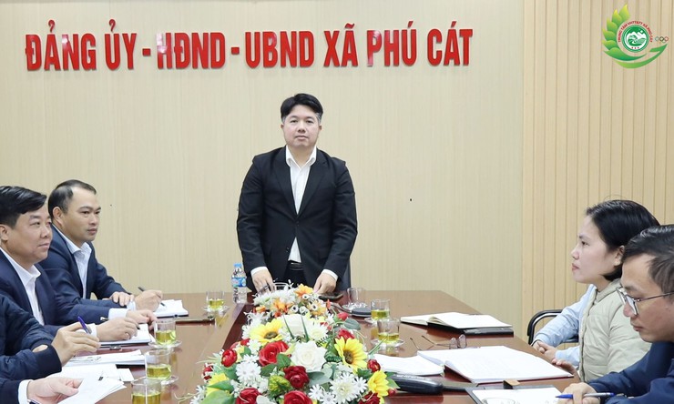 Đồng chí Phó Chủ tịch UBND xã Phú Cát làm việc về rà soát các trường đạt chuẩn quốc gia năm 2026- Ảnh 2.