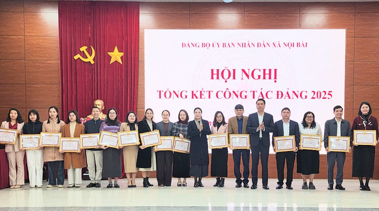 LỄ CHÀO CỜ ĐẦU NĂM MỚI 2026 TẠI TRỤ SỞ HĐND – UBND XÃ NỘI BÀI- Ảnh 5.