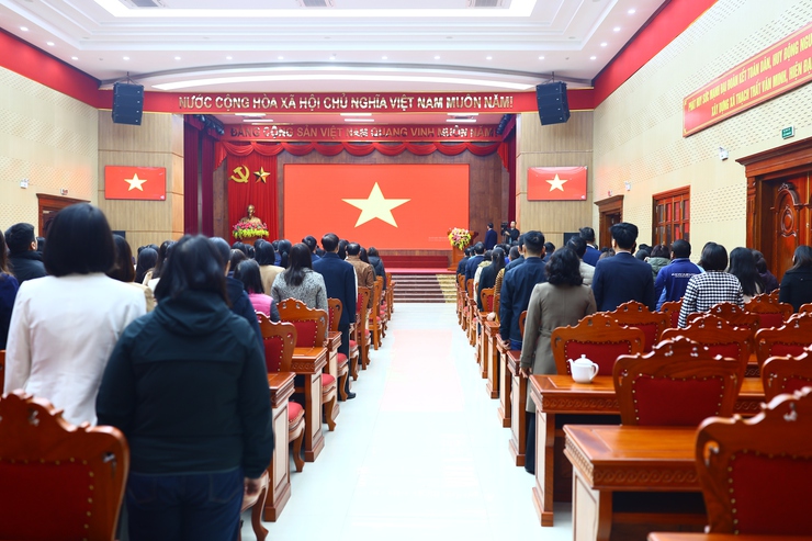 XÃ THẠCH THẤT TỔ CHỨC NGHI LỄ CHÀO CỜ VÀ TRIỂN KHAI NHIỆM VỤ TRỌNG TÂM THÁNG 01/2026- Ảnh 1.