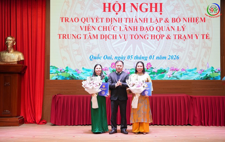 UBND xã Quốc Oai công bố Quyết định thành lập Trung tâm Dịch vụ tổng hợp và Trạm Y tế xã- Ảnh 7.