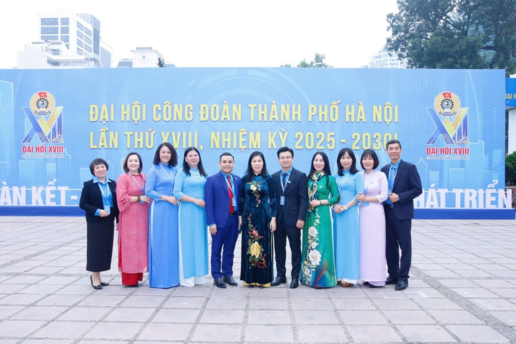 Công đoàn Phường Cầu Giấy tham dự Đại hội Công đoàn Thành phố Hà Nội lần thứ XVIII, nhiệm kỳ 2025–2030- Ảnh 1.
