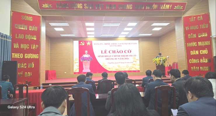 ỨNG HÒA TỔ CHỨC LỄ CHÀO CỜ, SINH HOẠT CHÍNH TRỊ DƯỚI CỜ THÁNG 01 NĂM 2026.- Ảnh 1.