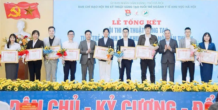 Bệnh viện đa khoa Sóc Sơn đẩy mạnh chuyển đổi số trong quản lý chất lượng- Ảnh 1.