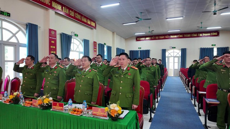 Hội nghị Tổng kết công tác Công an năm 2025 triển khai chương trìinh công tác công an năm 2026- Ảnh 2.