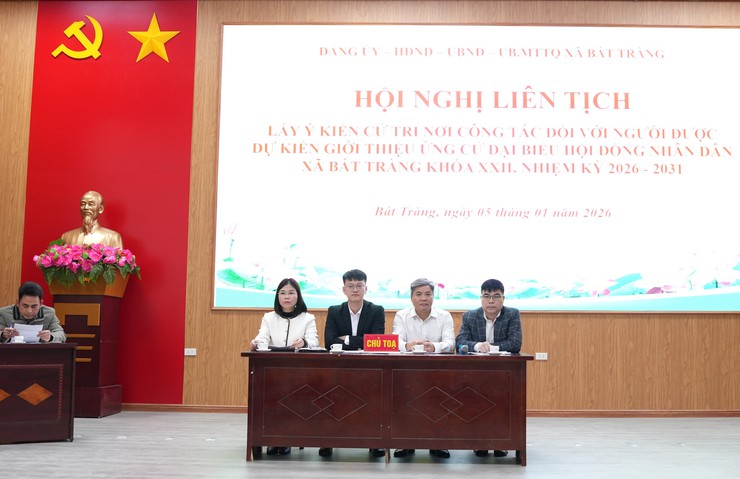 Đảng uỷ, HĐND, UBND, Ủy ban MTTQ xã Bát Tràng tổ chức Hội nghị liên tịch lấy ý kiến cử tri nơi công tác đối với người được dự kiến giới thiệu ứng cử đại biểu HĐND xã Bát Tràng khóa XXII, nhiệm kỳ 2026–2031- Ảnh 1.
