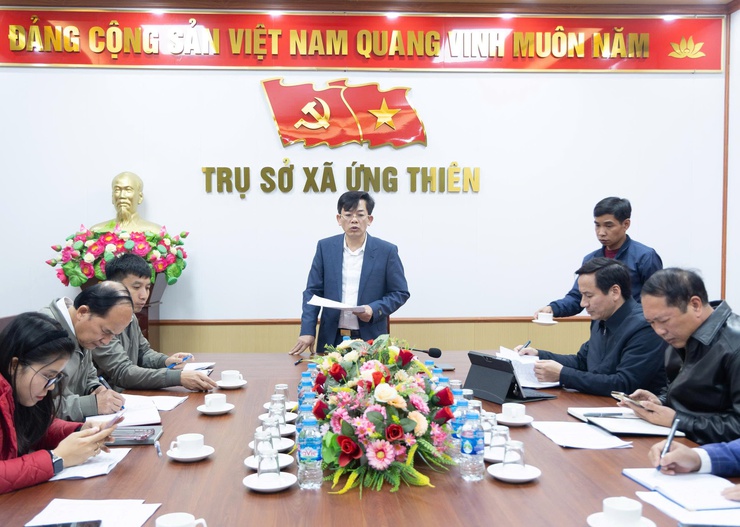 XÃ ỨNG THIÊN TỔ CHỨC HỘI NGHỊ CHỐT QUÂN SỐ GỌI CÔNG DÂN NHẬP NGŨ NĂM 2026- Ảnh 1.