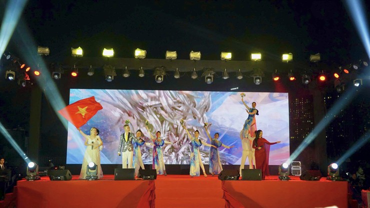 Phường Từ Liêm tổ chức chương trình nghệ thuật chào năm mới 2026- Ảnh 3.