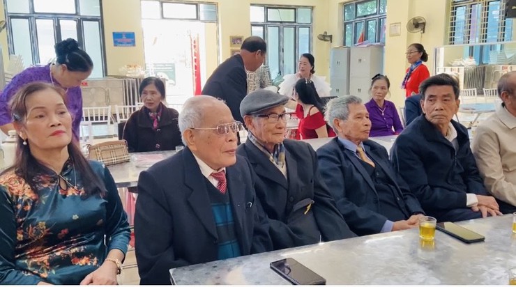 Lan tỏa "tình thơ Làng Bún" – Dấu ấn 25 năm bền bỉ của CLB thơ Phụng Thượng- Ảnh 5.