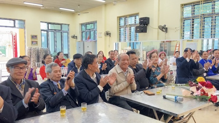 Lan tỏa "tình thơ Làng Bún" – Dấu ấn 25 năm bền bỉ của CLB thơ Phụng Thượng- Ảnh 6.