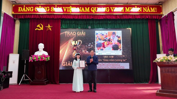 Hội nghị tuyên dương, khen thưởng, trao giải các cuộc thi lĩnh vực Văn hóa – Xã hội năm 2025- Ảnh 16.