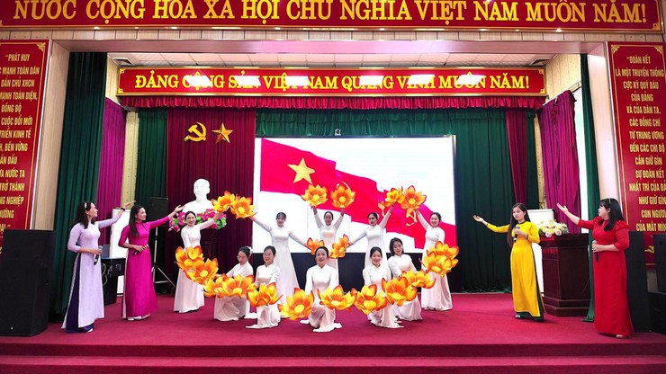 Hội nghị tuyên dương, khen thưởng, trao giải các cuộc thi lĩnh vực Văn hóa – Xã hội năm 2025- Ảnh 2.