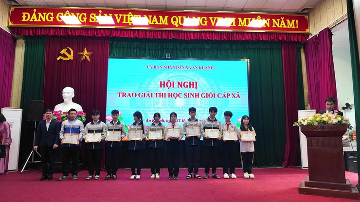 Hội nghị tuyên dương, khen thưởng, trao giải các cuộc thi lĩnh vực Văn hóa – Xã hội năm 2025- Ảnh 22.