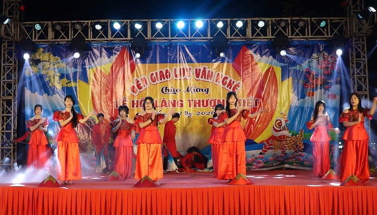 Lễ hội truyền thống và công trình Đền làng Thượng Tiết, biểu tượng của tinh thần yêu nước và sức mạnh đại đoàn kết toàn dân.- Ảnh 30.