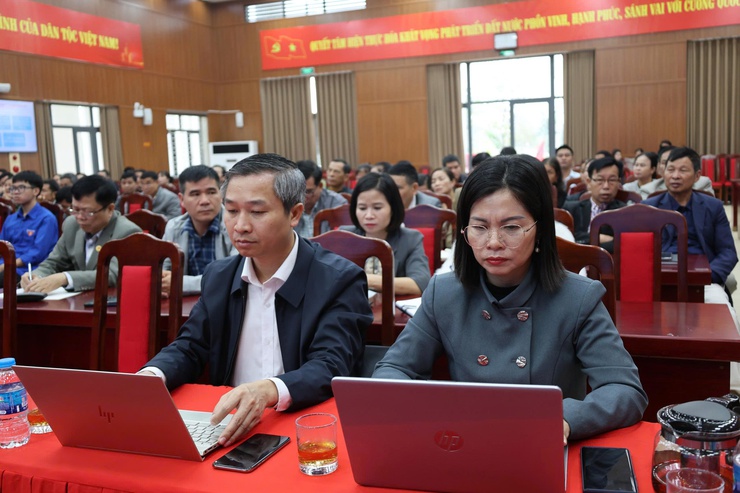 Xã Tiến Thắng tổ chức tập huấn về công tác bầu cử
Đại biểu quốc hội khóa XVI nhiệm kỳ 2026 – 2031
- Ảnh 3.