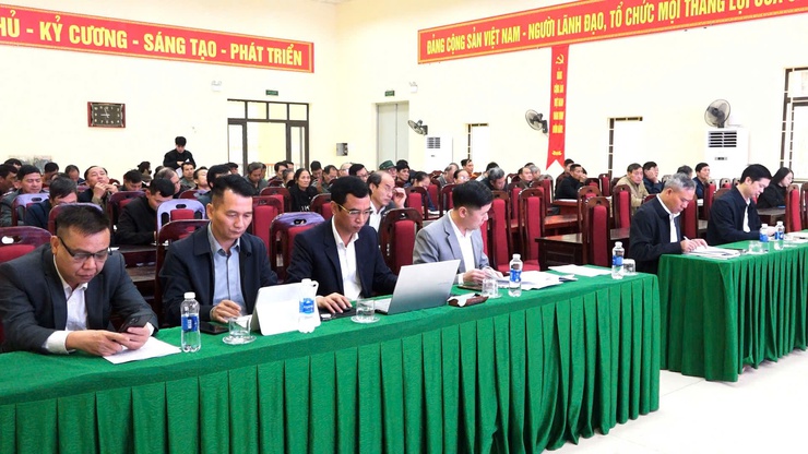 THAM VẤN CỘNG ĐỒNG, ĐÁNH GIÁ TÁC ĐỘNG MÔI TRƯỜNG DỰ ÁN “KHU ĐÔ THỊ THỂ THAO OLYMPIC”** 
TẠI XÃ DÂN HOÀ
- Ảnh 2.