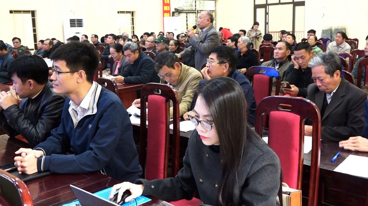 THAM VẤN CỘNG ĐỒNG, ĐÁNH GIÁ TÁC ĐỘNG MÔI TRƯỜNG DỰ ÁN “KHU ĐÔ THỊ THỂ THAO OLYMPIC”** 
TẠI XÃ DÂN HOÀ
- Ảnh 11.