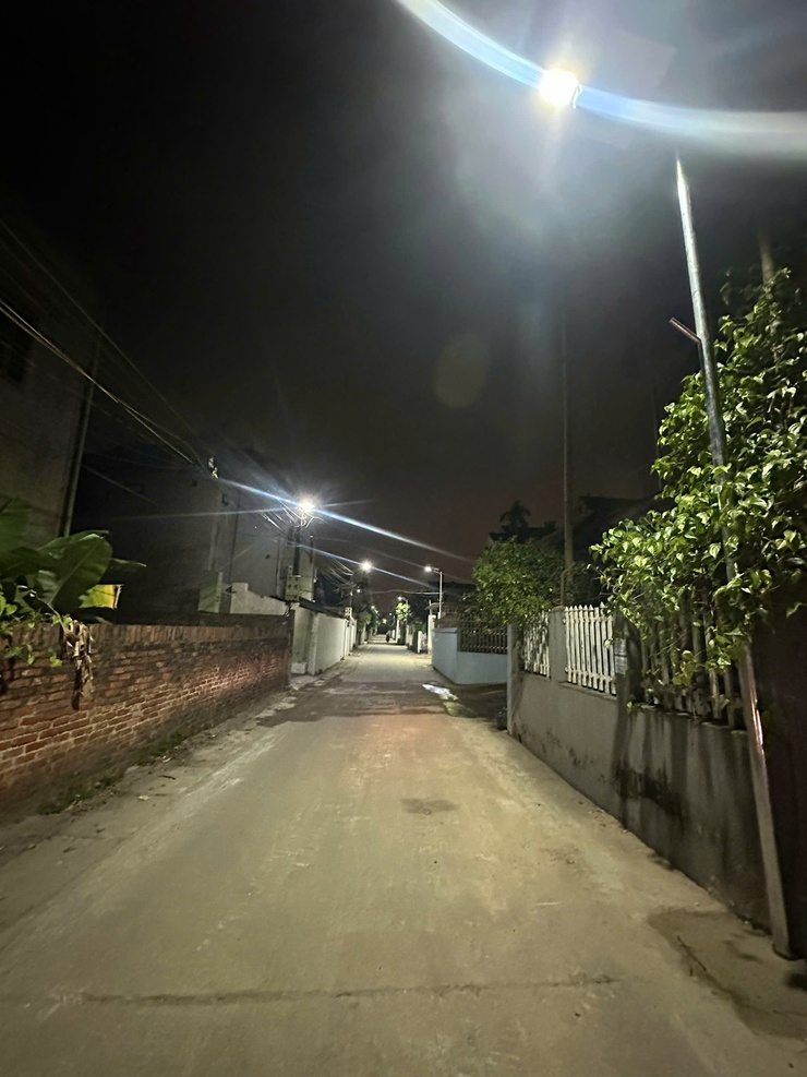 XÃ SÓC SƠN TRIỂN KHAI XÃ HỘI HÓA LẮP ĐẶT HỆ THỐNG CHIẾU SÁNG NÔNG THÔN- Ảnh 3.