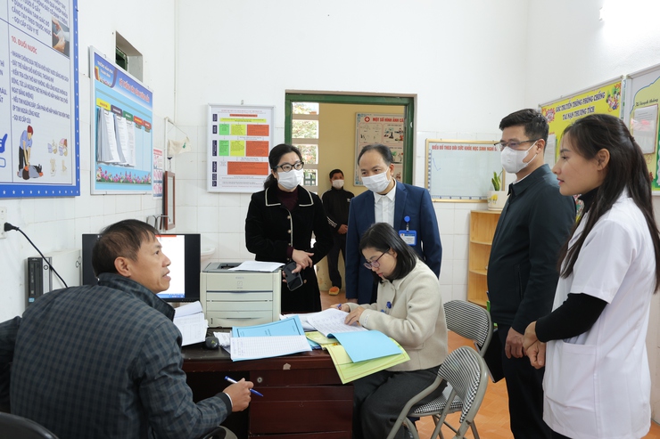 Phú Nghĩa: Kiểm tra công tác an toàn thực phẩm, y tế học đường tại các trường học trên địa bàn xã- Ảnh 5.