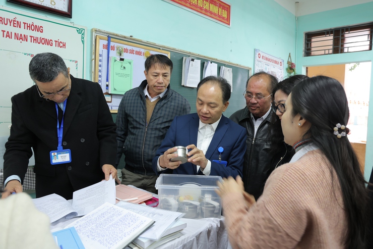 Phú Nghĩa: Kiểm tra công tác an toàn thực phẩm, y tế học đường tại các trường học trên địa bàn xã- Ảnh 7.