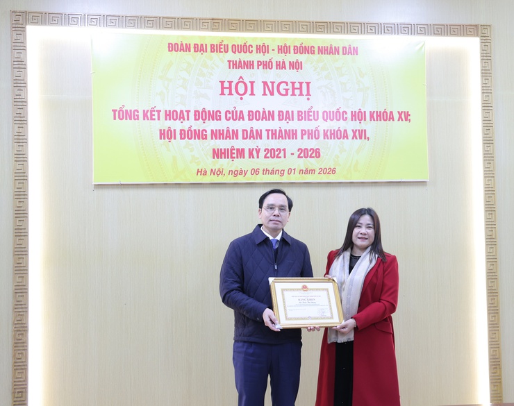 Xã Phú Nghĩa dự Hội nghị trực tuyến Tổng kết hoạt động của Đoàn Đại biểu Quốc hội Thành phố và Hội đồng nhân dân Thành phố nhiệm kỳ 2021 - 2026- Ảnh 6.