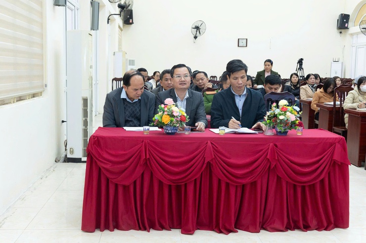 Đảng ủy xã tổ chức hội nghị quán triệt, triển khai Kế hoạch rà soát, bổ sung quy hoạch cán bộ nhiệm kỳ 2025–2030, 2026–2031- Ảnh 5.