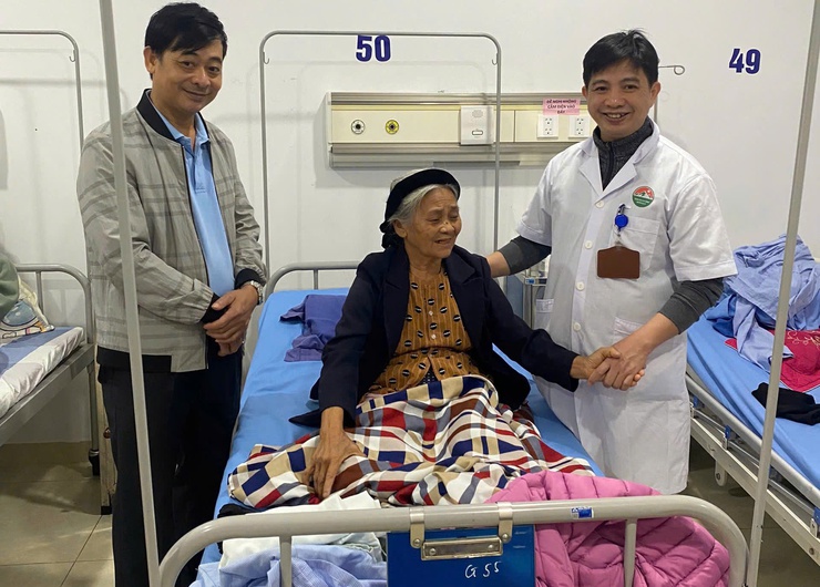 Người "mở đường" kỹ thuật cao trên vùng núi Ba Vì- Ảnh 3.