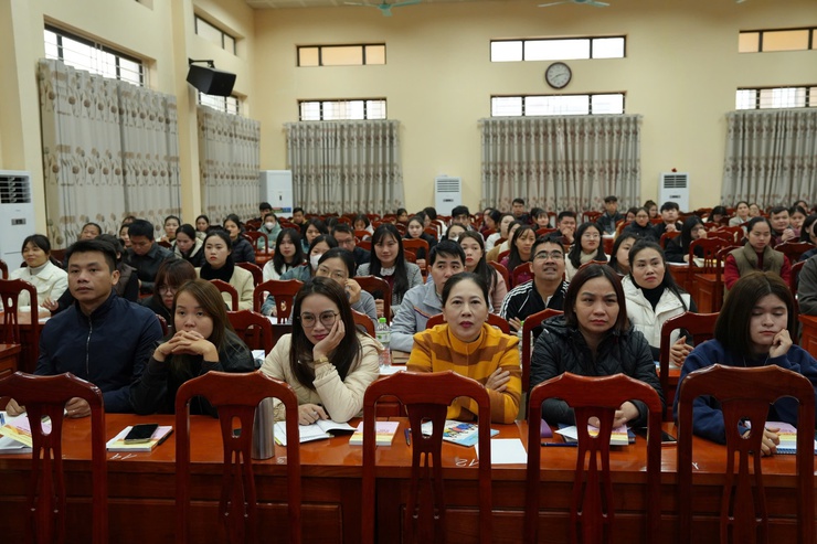 Khai giảng lớp bồi dưỡng nhận thức về Đảng năm 2026- Ảnh 5.